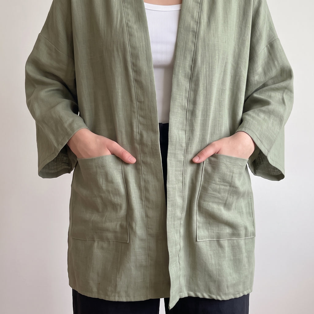 Kimono Eva Court en Lin vert sauge