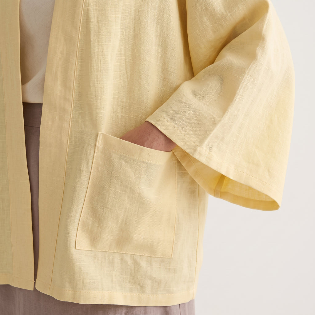 Kimono Eva Court en Lin butter yellow