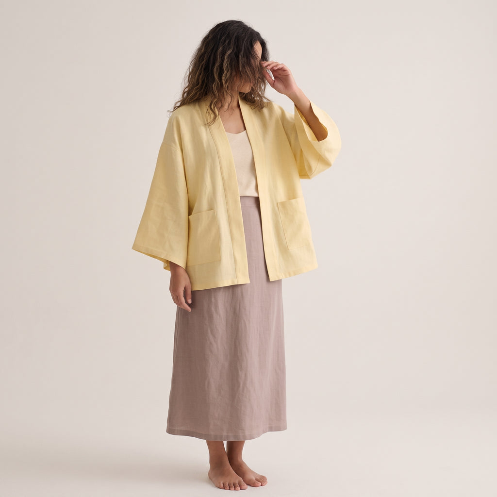 Kimono Eva Court en Lin butter yellow