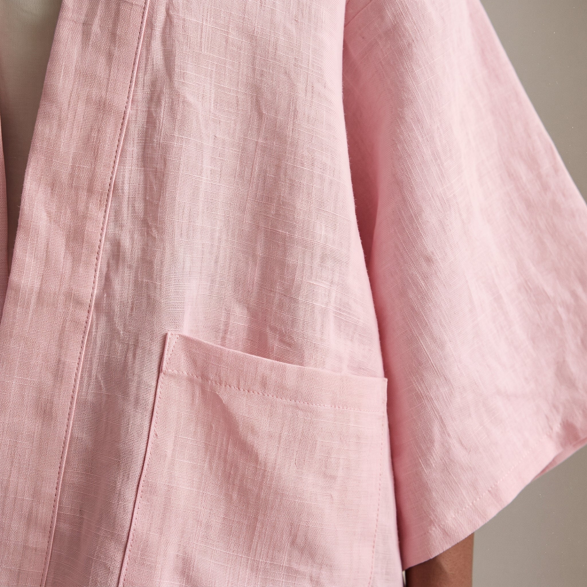 Kimono Eva Court en Lin baby pink