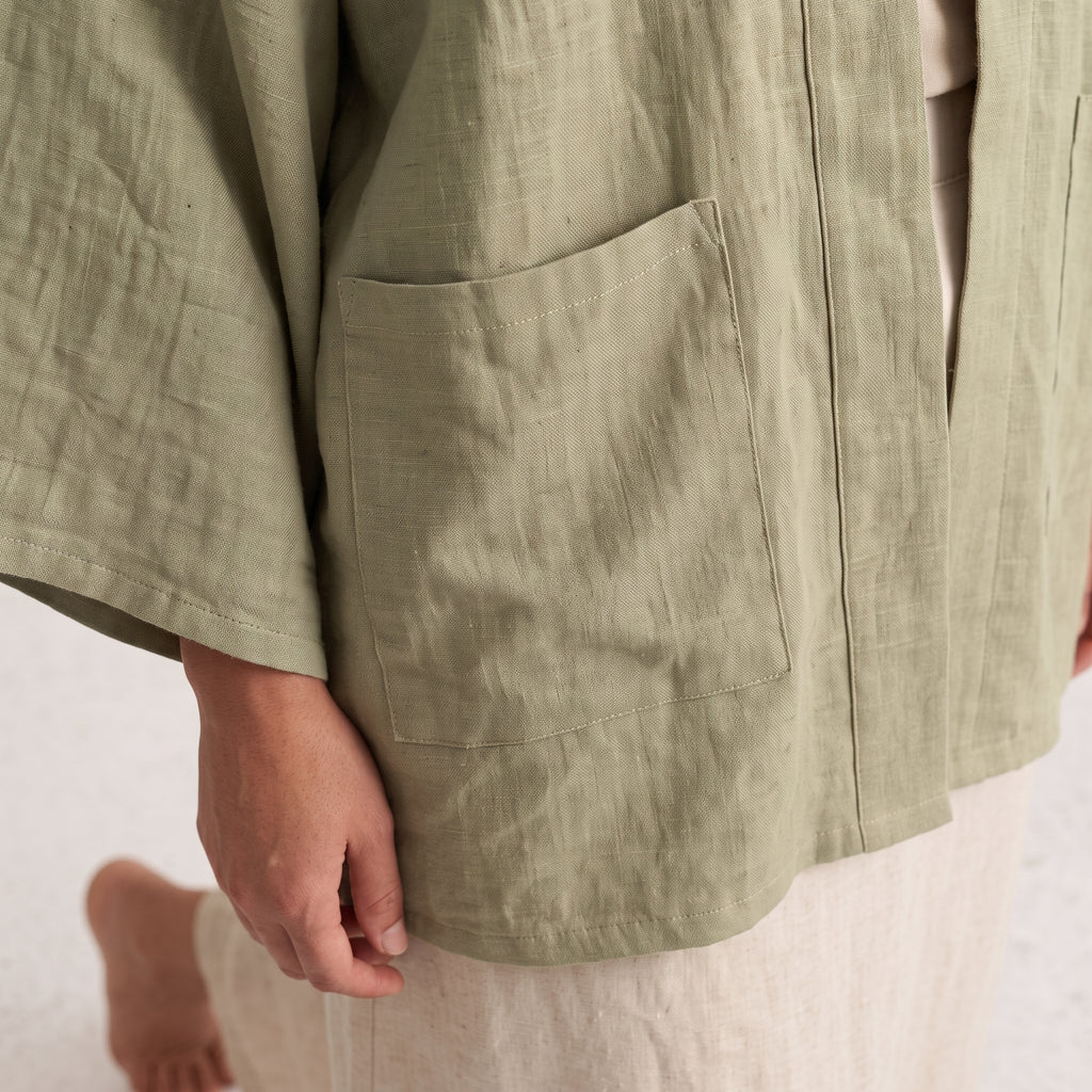 Kimono Eva Court en Lin vert sauge